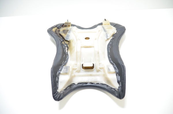 Banco Dianteiro Capa Nova Yamaha Yzf R1 2004-2006 Orig