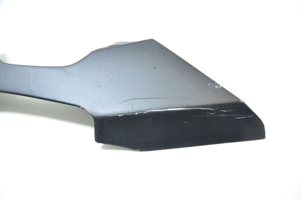 Spoiler Esquerdo C/avaria Yamaha Yzf R1 2004-2006 Orig