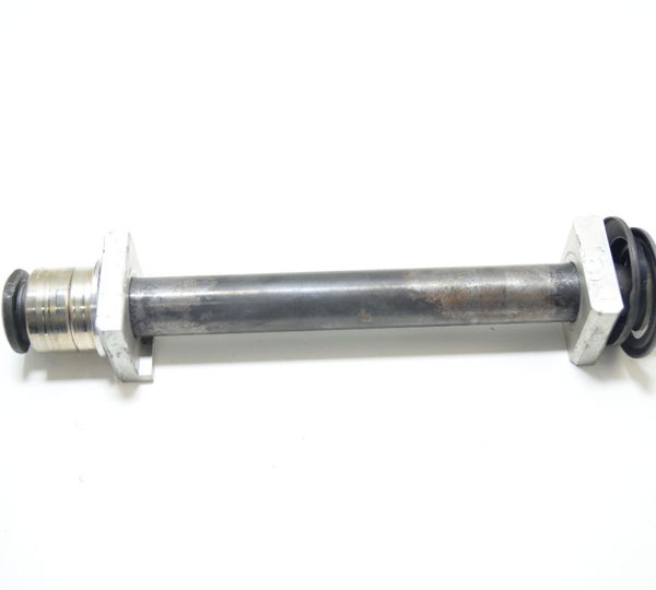 Eixo Roda Traseira Yamaha Yzf R1 2004-2006 Orig