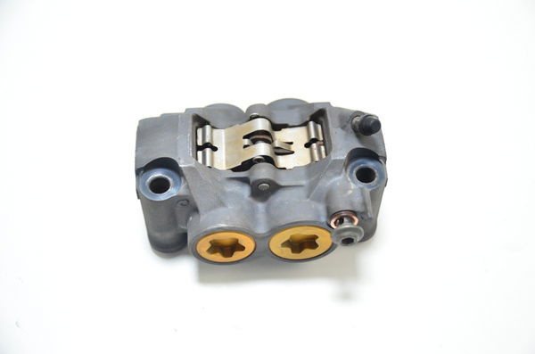Pinça Freio Dianteira Direita Yamaha Yzf R1 2004-2006 Orig