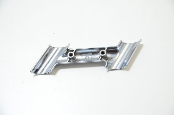Suporte Acabamento Alforge Dir C/ Risco Harley Davidson Orig
