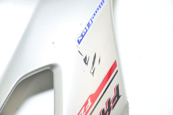 Aba Tanque Esquerdo Avaria Yamaha Fazer 250 18-19-20 Orig