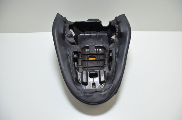 Banco Traseiro C/ Avaria Harley Davidson V-rod Original