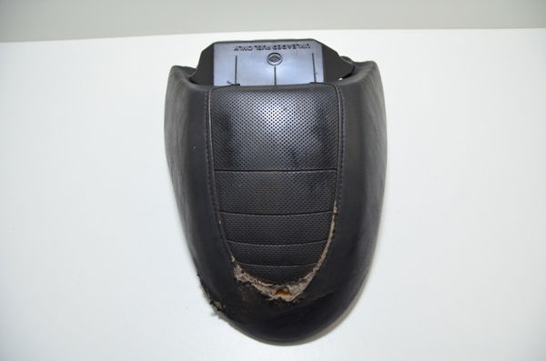 Banco Traseiro C/ Avaria Harley Davidson V-rod Original