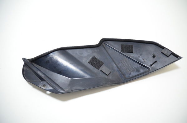 Acabamento Tanque Esq. Avaria Suzuki Gsr 750 Gsr750 14-16