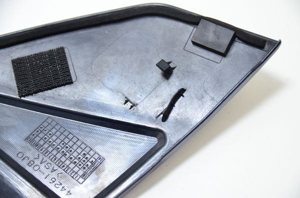 Acabamento Tanque Esq. Avaria Suzuki Gsr 750 Gsr750 14-16