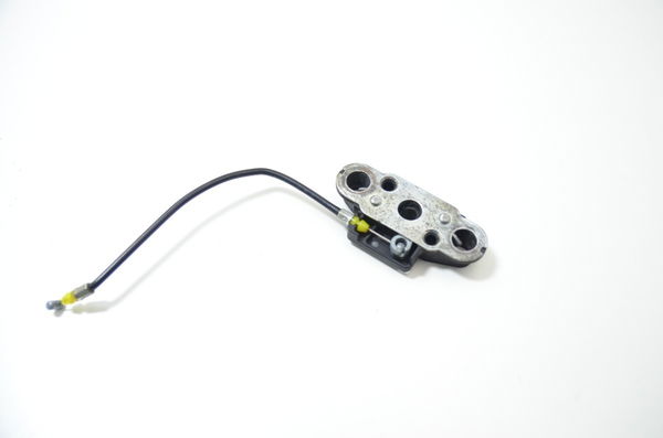 Trava Banco Suzuki Gsr 750 Gsr750 14-16 Original