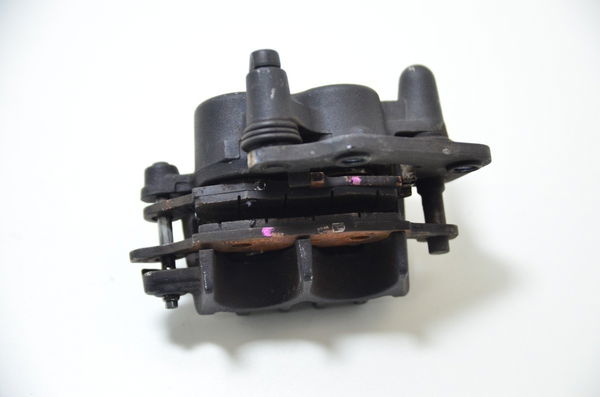Pinça Freio Diant Direita Suzuki Gsr 750 Gsr750 14-16 Orig