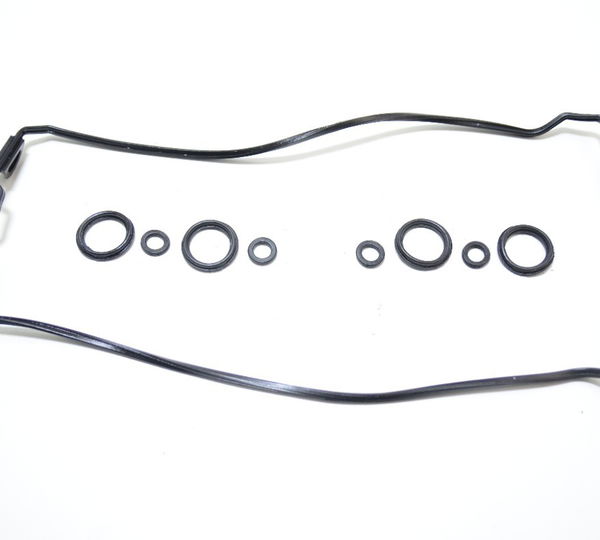 Guarnição Tampa Válvula Suzuki Gsr 750 Gsr750 14-16 Original