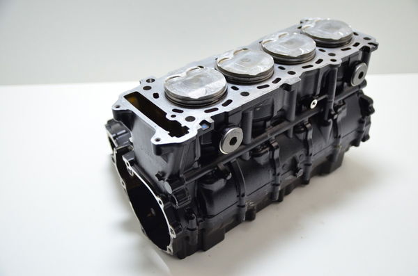 Carcaça Bloco Motor Nfe Baixa Suzuki Gsr 750 Gsr750 14-16