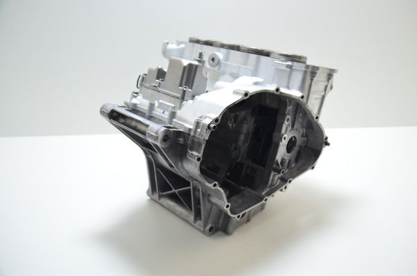 Carcaça Bloco Motor Nfe Suzuki Gsx-r Srad 1000 17-22 17k