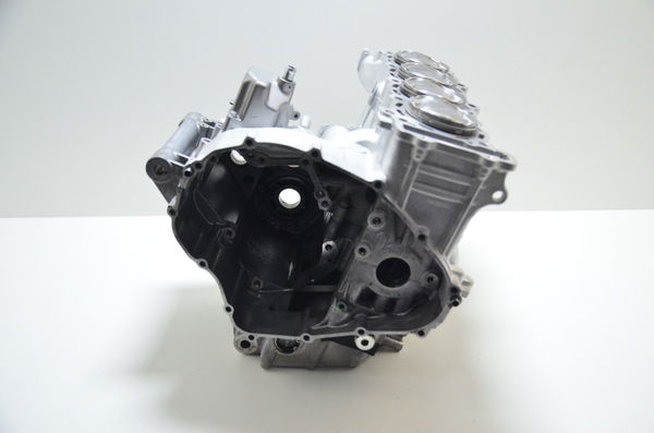 Carcaça Bloco Motor Nfe Suzuki Gsx-r Srad 1000 17-22 17k