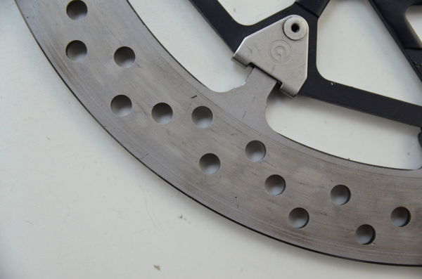 Disco Freio Dianteiro Suzuki Gsx-r Srad 1000 17-22 17k