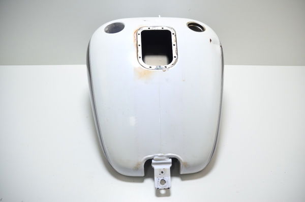 Tanque C/ Detalhes Harley Softail Deluxe 1450 2005