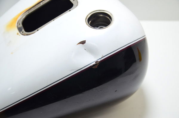 Tanque C/ Detalhes Harley Softail Deluxe 1450 2005