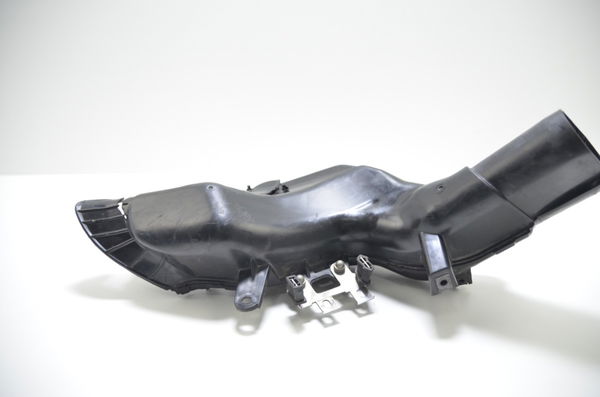 Duto Ar Esquerdo C/avaria Suzuki Gsx-r Hayabusa 1300 08-19