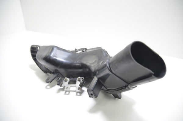 Duto Ar Esquerdo C/avaria Suzuki Gsx-r Hayabusa 1300 08-19