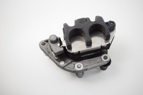 Pinça Freio Dianteiro Direito Bmw C-650 C 650 Gt 2014 Orig.