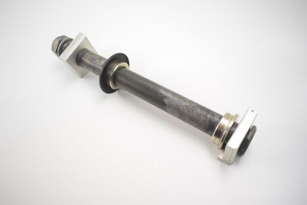 Eixo Roda Traseira Yamaha Yzf R1 2004-2006 Original