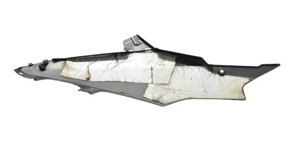 Spoiler Direito C/ Detalhe Suzuki Gsx-r 750 Srad 10-14 Orig