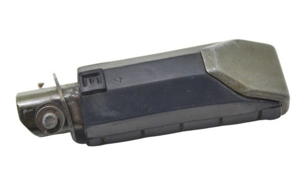 Pedaleira Traseira Esquerda Yamaha Ybr 125 K 06-08 Original