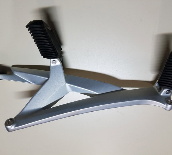 Bacalhau C/pedaleira Esquerdo Completo Bmw K 1300 Gt 09/10