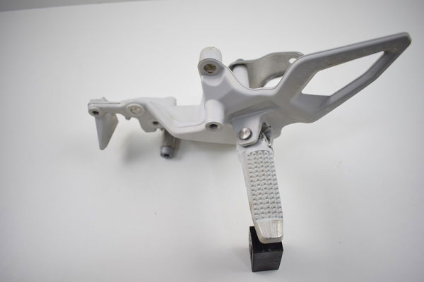 Bacalhau Dianteiro Esquer. C/pedaleira Bmw F 800r F800 14/18
