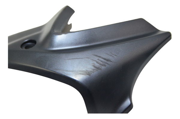 Acabamento Farol Dir Detalhe Suzuki Bandit 1250 N 12-16 Orig