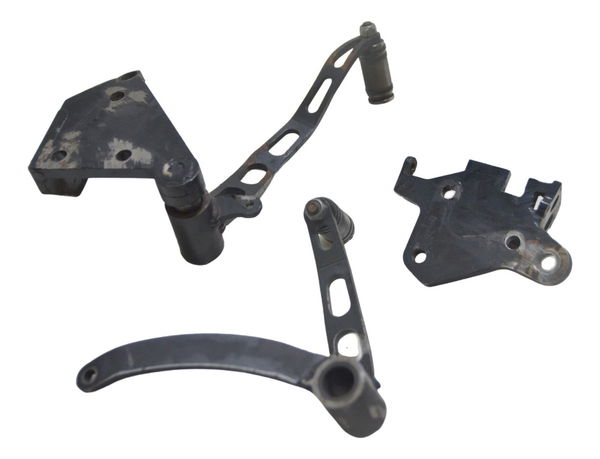 Jogo Pedaleira Suporte Avaria Harley Softail Fat Boy 07-11