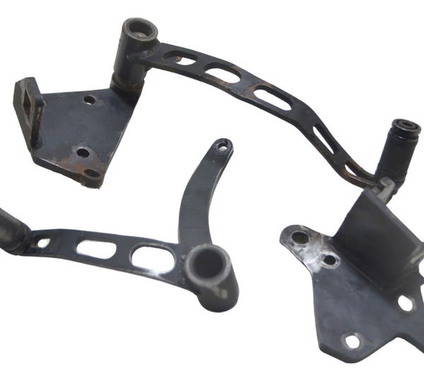 Jogo Pedaleira Suporte Avaria Harley Softail Fat Boy 07-11