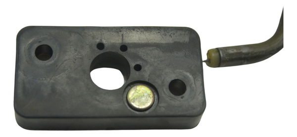 Trava Banco C/ Detalhes Suzuki Vz 800 Marauder 97-05 Orig