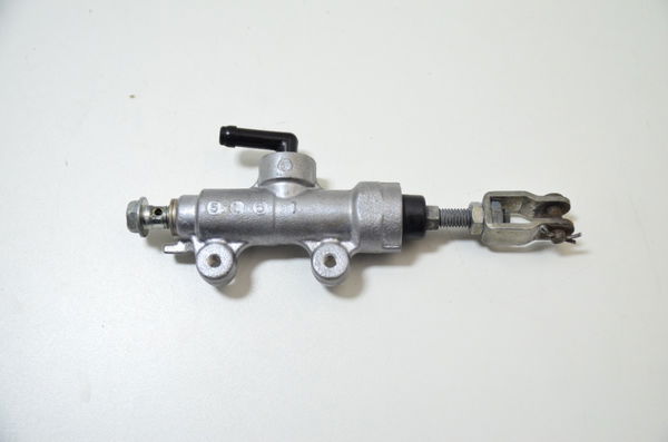 Cilindro Freio Traseiro Suzuki Gsx S 1000 F A 16-18 Original