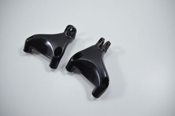 Suporte Pedaleira Traseiro Harley 883 R Original