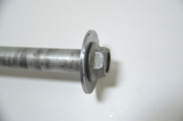 Eixo Roda Traseira Yamaha Xtz 750 Super Tenere Original