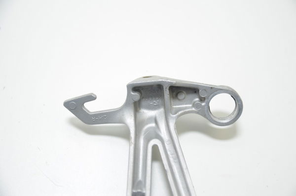 Bacalhau Traseiro Direito Gsx-r Srad 1000 08-10 Original