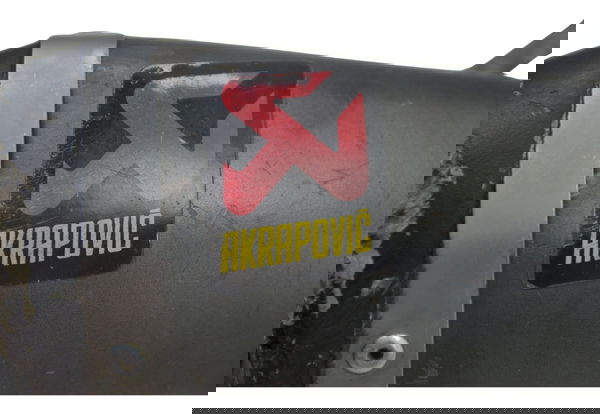 Ponteira C/ Detalhes Esportiva Suzuki Gsx-r Srad 1000 11-16