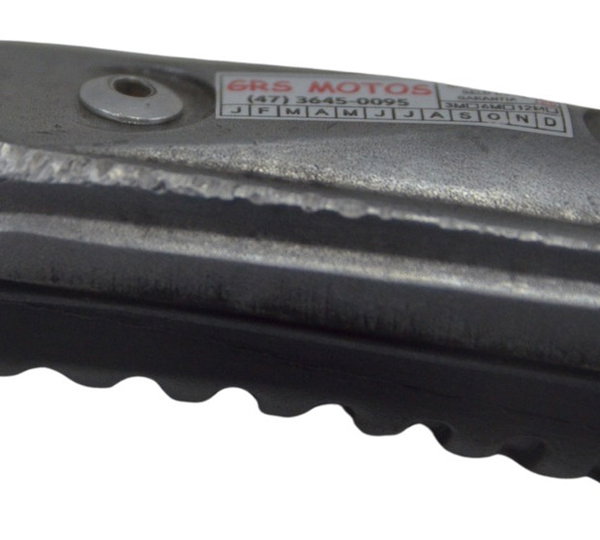 Pedaleira Dianteira Dir C/ Detalhes Suzuki Bandit 600 Orig