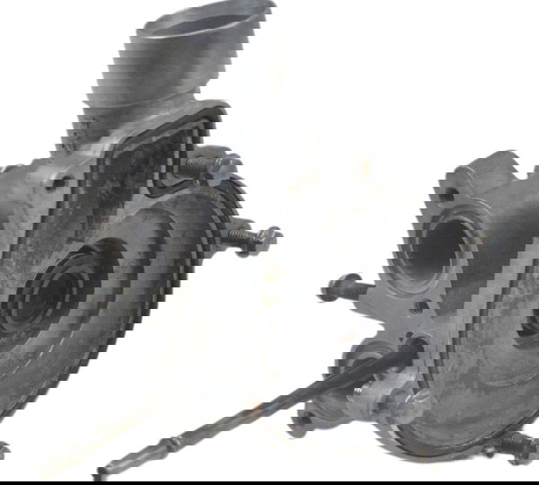 Carcaça Bomba Agua/óleo Triumph Street Triple 675 13-16 Orig