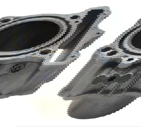 Cilindro Tras P/ Retifica Suzuki Dl 650 V Strom 09-13 Orig