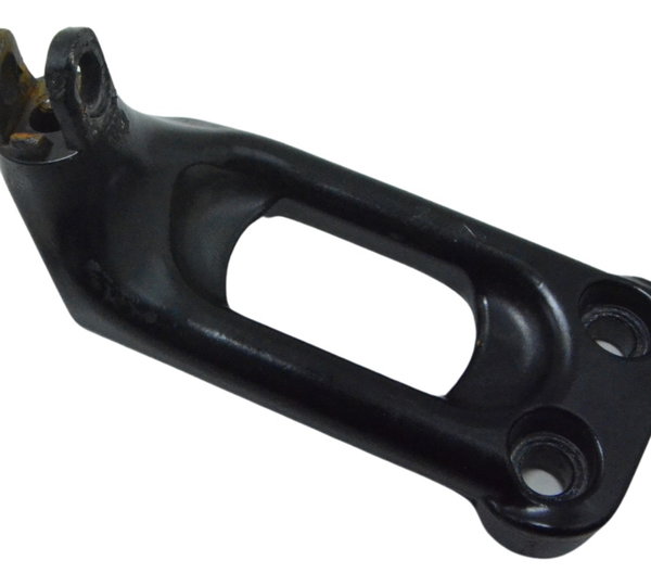 Suporte Pedaleira Traseira Dir Harley Night Rod 12-16 Orig