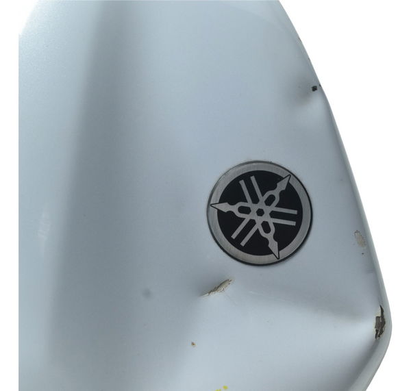 Tanque C/ Avaria Yamaha Xj6 N 10-12 Original