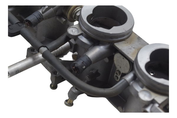 Carcaça Corpo Injeção Yamaha Xj6 N 10-12 Original