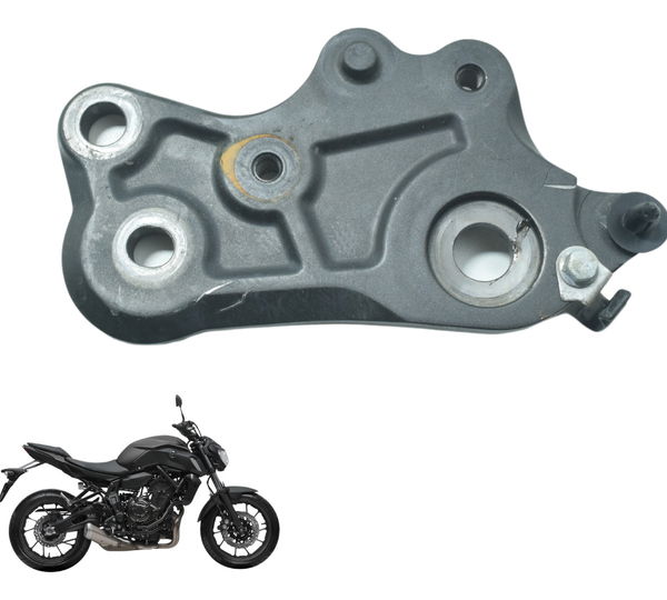 Suporte Motor Direito Yamaha Mt 07 19-24 Original