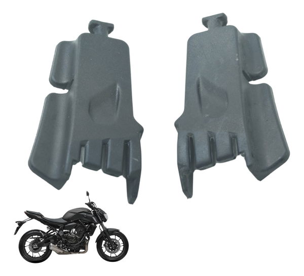 Par Acabamento Borracha Traseiro Yamaha Mt 07 19-24 Original