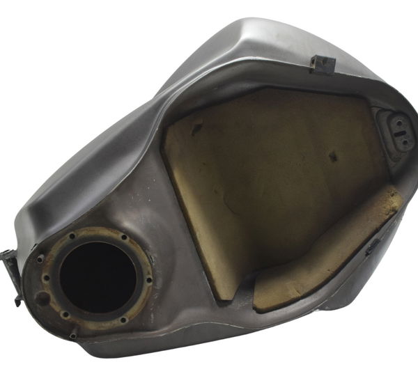 Tanque C/ Avaria Triumph Daytona 675r 09-12 Original