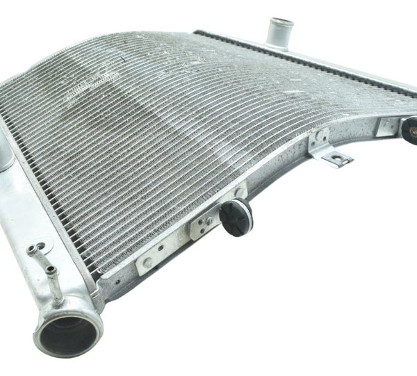 Radiador Água C/ Detalhes Suzuki Gsx-r Srad 1000 11-16 Orig