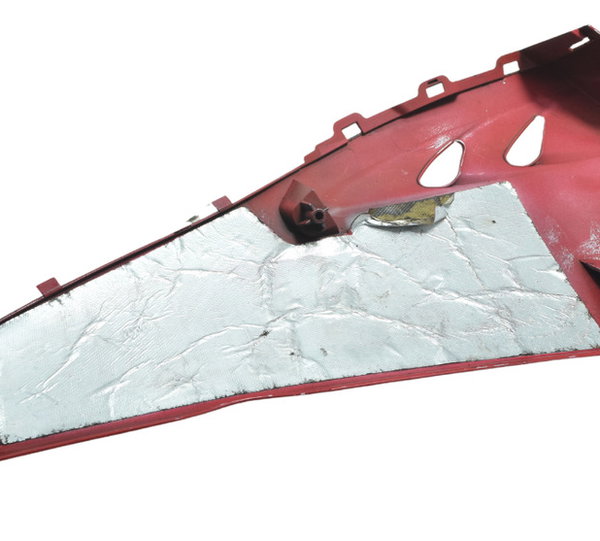 Spoiler Direito C/ Avaria Suzuki Gsx-r Srad 1000 11-16 Orig Vermelho