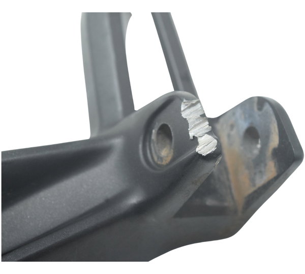 Bacalhau Traseiro Esq C/ Detalhe Yamaha Mt 07 19-24 Original