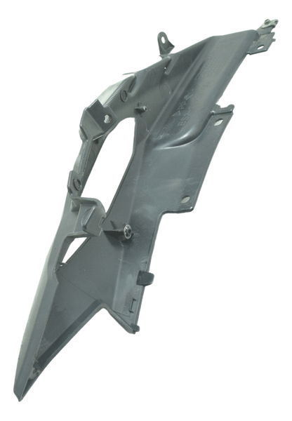Acabamento Rabeta Esq C/ Detalhes Yamaha Mt 09 20-24 Orig
