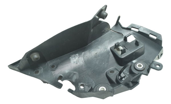 Tampa Interna Direita C/ Detalhes Yamaha Mt 09 20-24 Orig